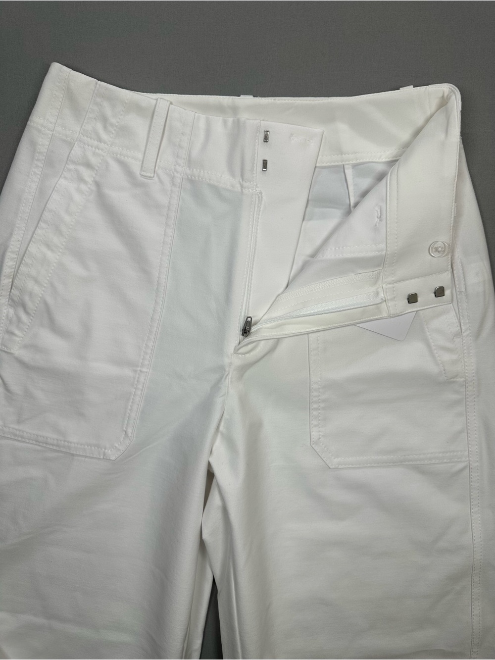 NWT Athleta Skyline High Rise Barrel Leg Pant, Bright White - Womens 6 - Picture 3 of 16